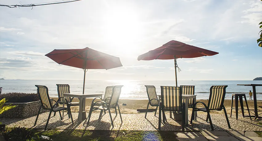 Restaurante à beira-mar em Florianópolis